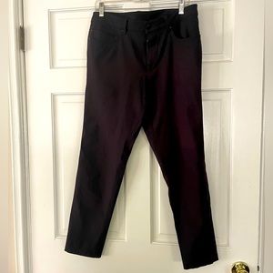 Men’s lululemon black pants size M great condition